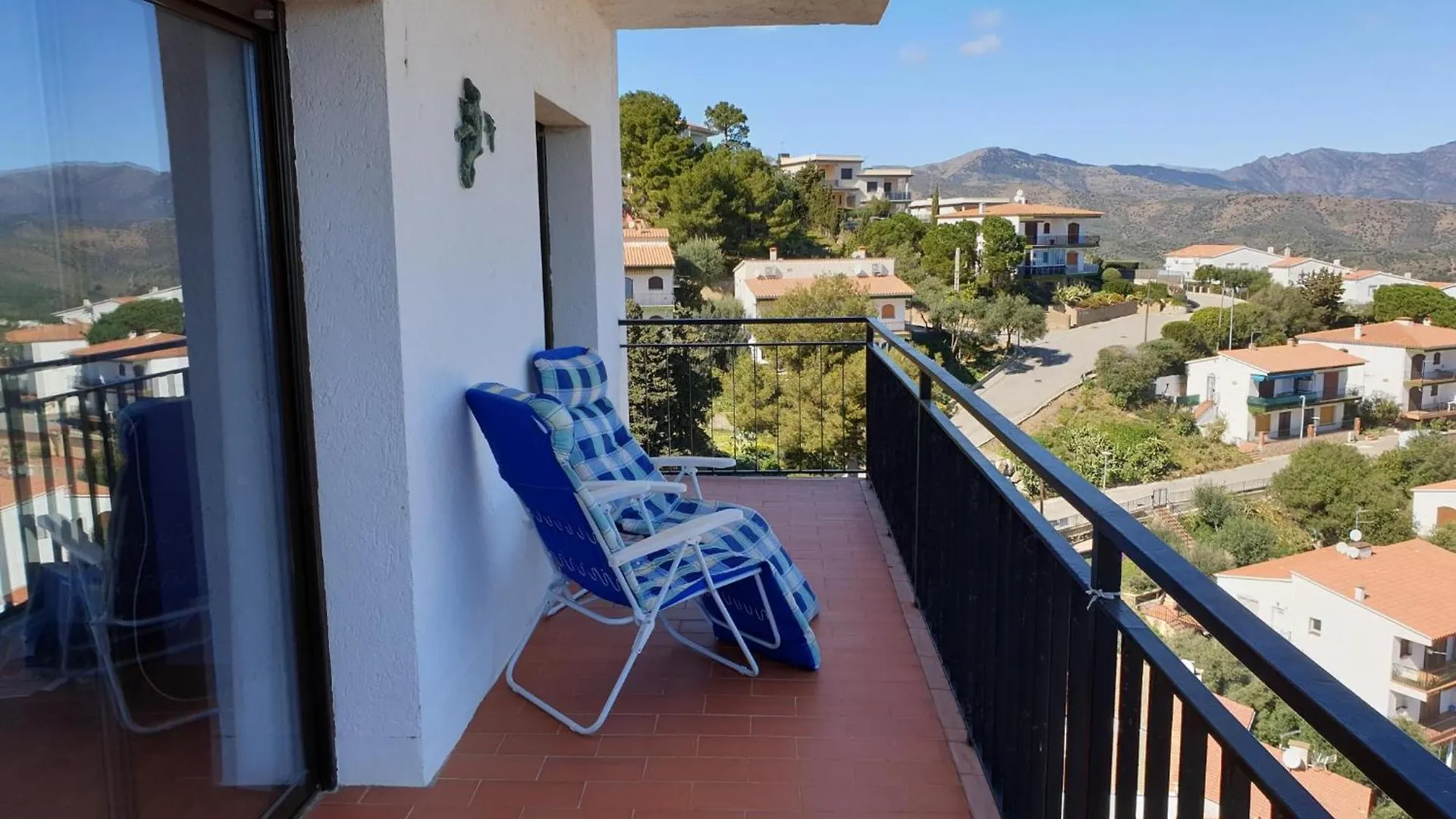 5594 Apartment In Llança